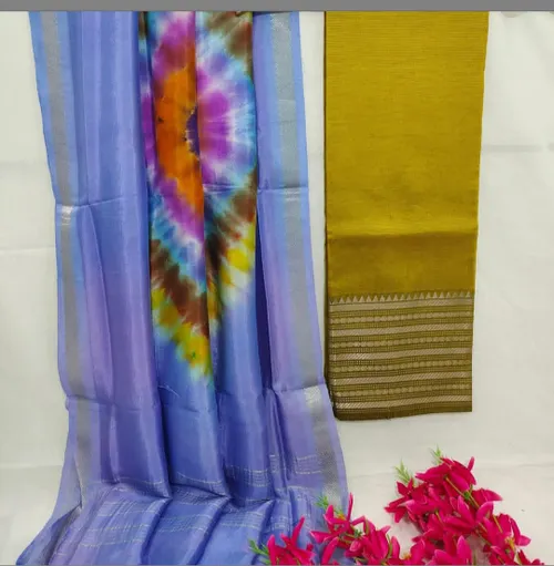 Ethnic Collection's Mangalgiri Silk Weaving Suit 